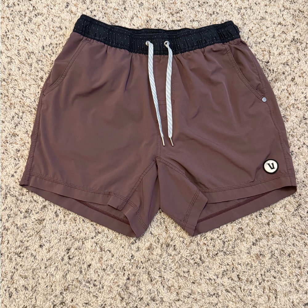 Vuori Lined Men’s Kore 5” Shorts Mauve Size Small